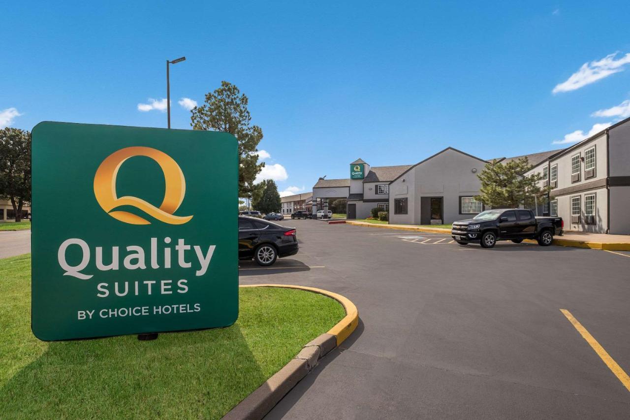 Quality Suites I-44 Tulsa Bagian luar foto